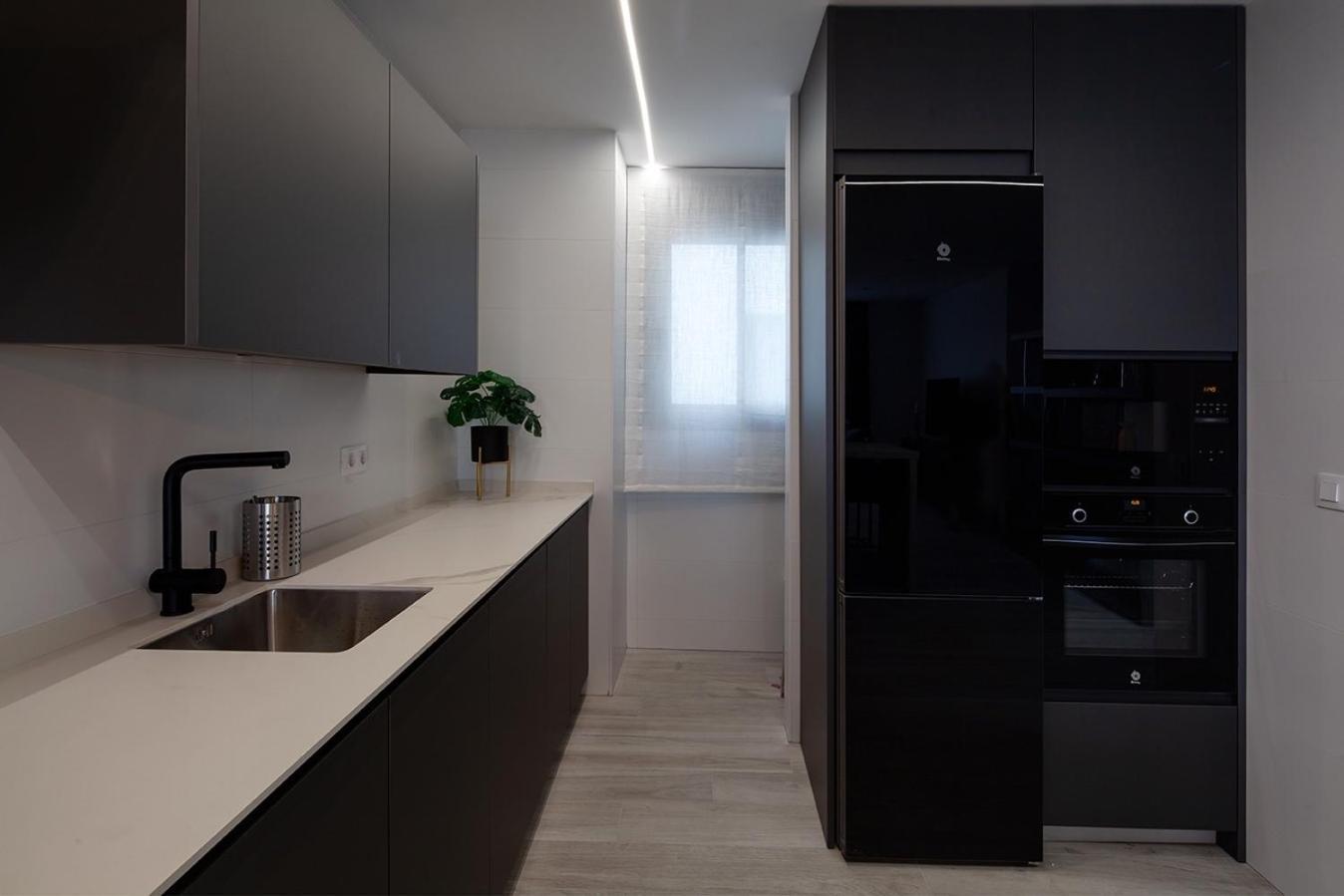 Espectacular Piso En Nervion Apartment